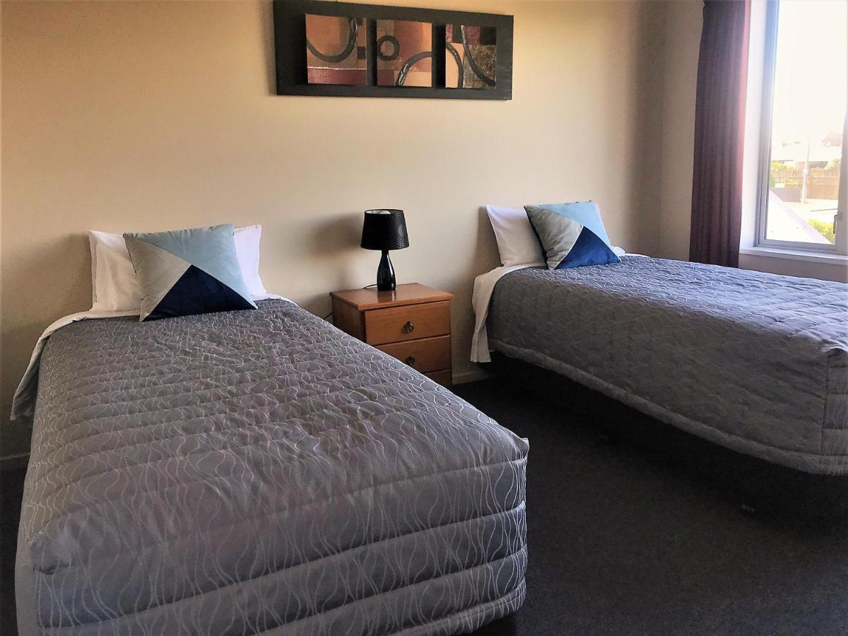 Phoenix Motels Temuka Екстериор снимка