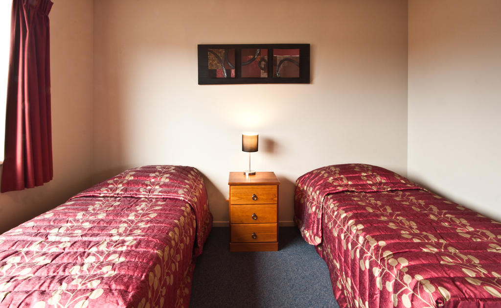 Phoenix Motels Temuka Екстериор снимка